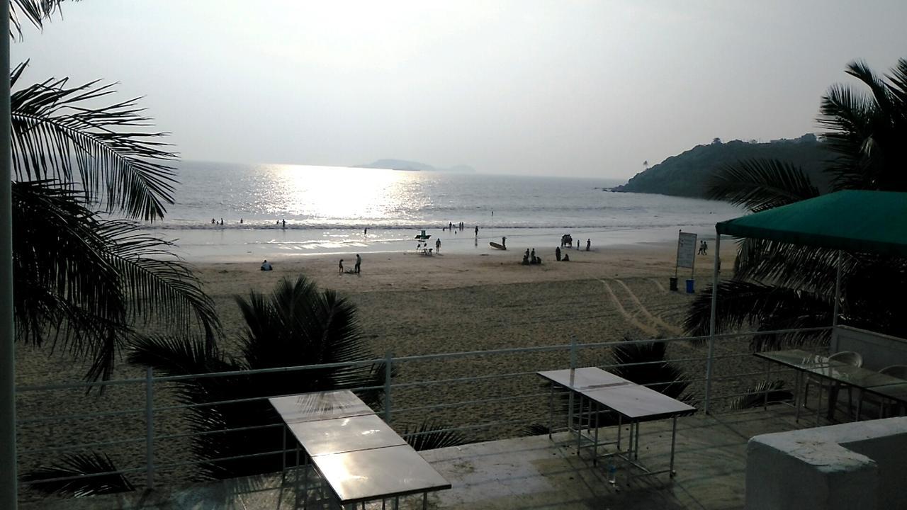 Saritas Guest House - Bogmalo Beach Exterior photo